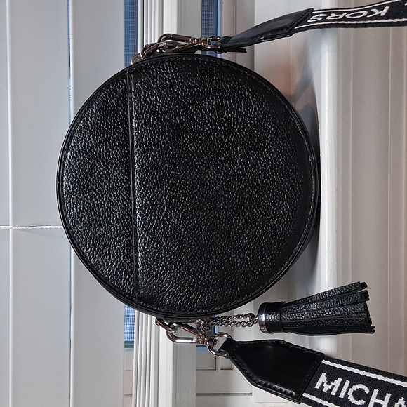 NWOT Michael Kors Logo Tape Pebbled Lesther Canteen Crossbody Bag - Picture 2 of 9